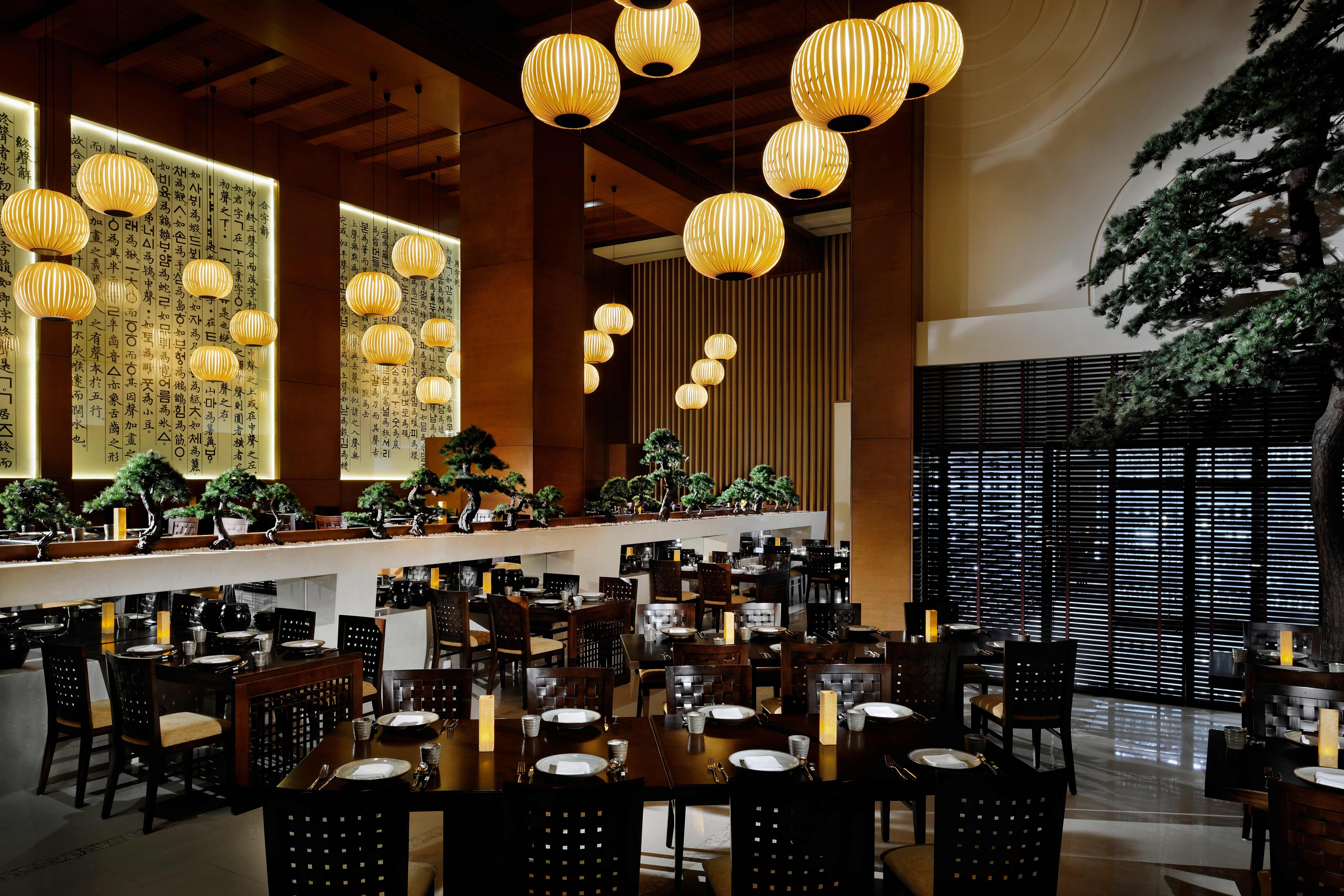 Asiana Hotel Dubai Exterior foto The interior of the restaurant